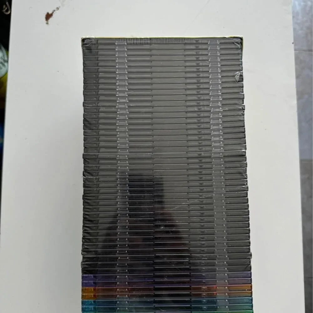 Staples Slim Jewel Cases(50)+ Staples 50 Slim CD jewel Cases & 50+ Blank CD Disc